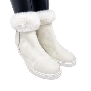 Linea Paolo Women's Flossie Faux Fur Cuff Wedge Booties White Size 5.5 M
